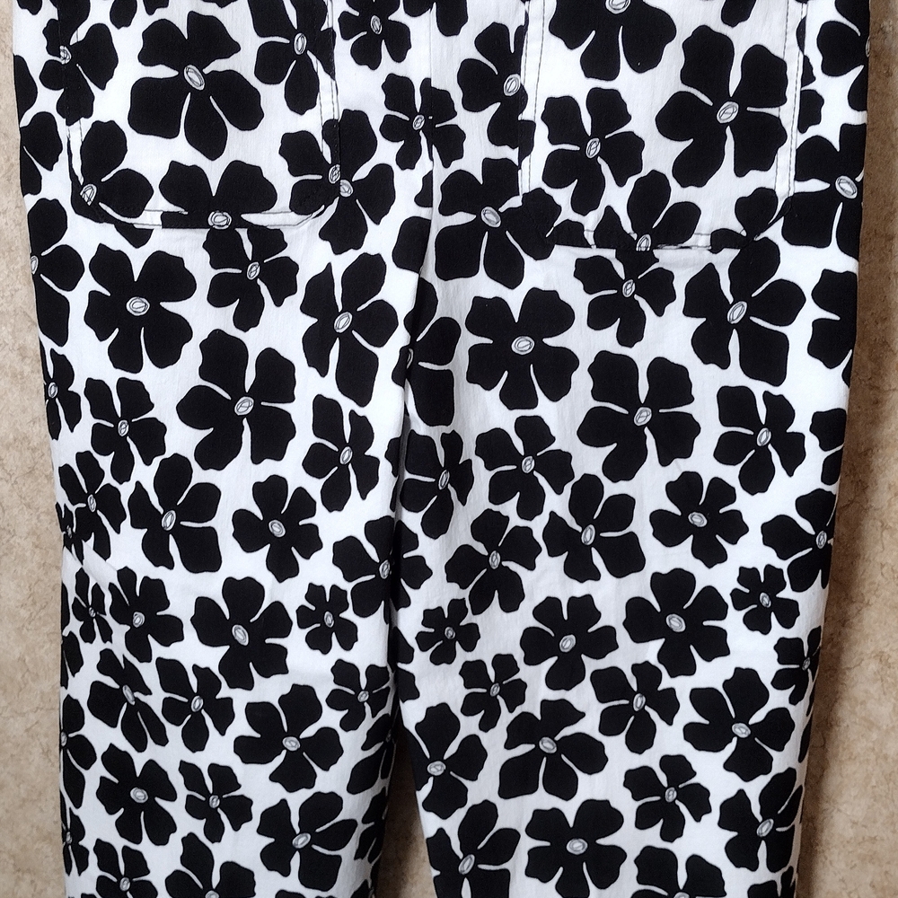 Jules & Leopold Black/White Floral Wide Leg Crop Pants, M - Picture 3 of 8